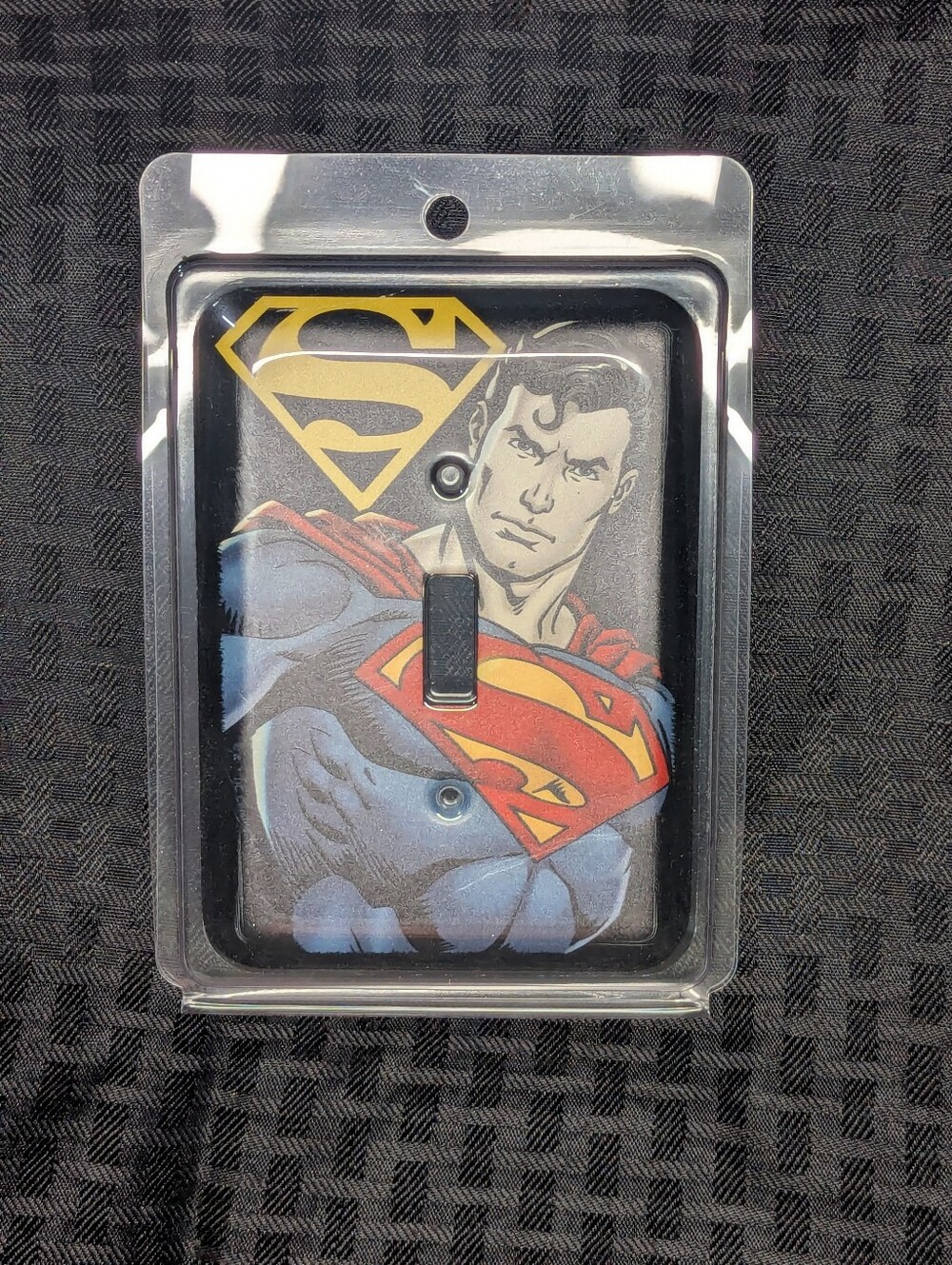 Superman Graphic Single Toggle Light Switch Cover.